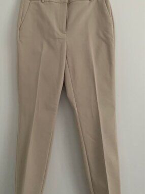 Flattering fit pants for women